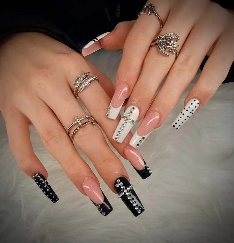 Soho Nail Bar Free Home — Nail salon in Canton